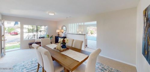 2007 Rhoda St, Simi Valley CA 93065-3539 exterior