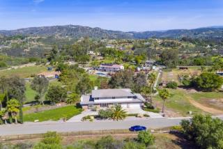 10430 Coyote Hill Gln, Escondido, CA 92026-8905