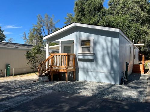 14578 Bass Dr, Redding, CA 96003-9412