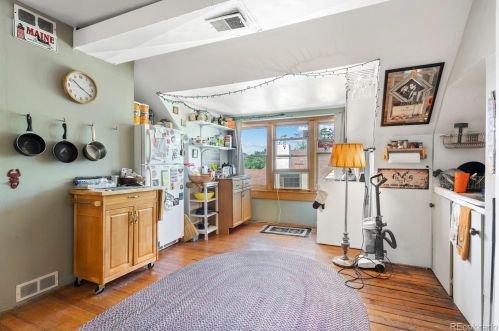 111 4 Ave, Denver CO 80203-4007 exterior