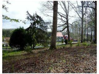 2565 Vaughandale Cir, Gainesville, GA 30506-7202