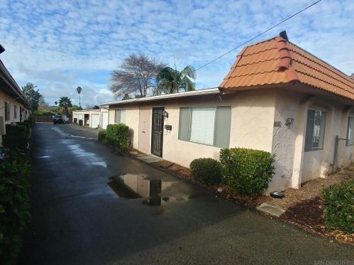 1309 Juniper St, Escondido, CA 92025-5849