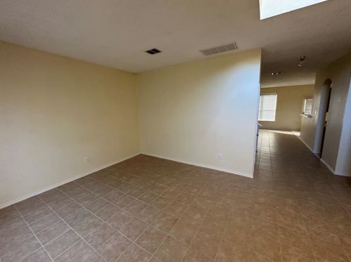 305 Sun Meadow Ln, Fort Worth TX  76140-5501 exterior