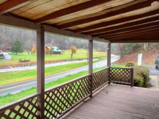 430 Spivey Mountain Rd, Erwin, TN 37650-5633