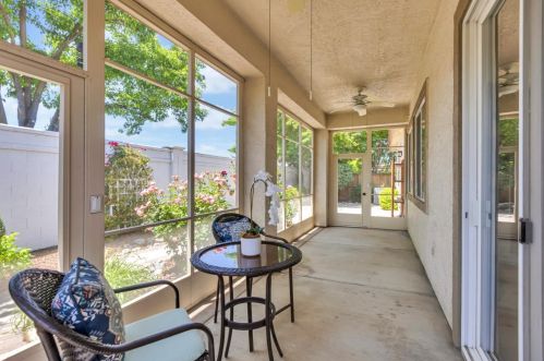 9493 Emerald Cove Ln, Elk Grove CA  95758-3612 exterior