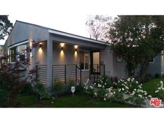 2001 Stearns Dr, Los Angeles, CA 90034-1617