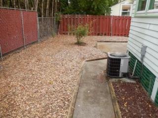 9119 Reedway St, Portland OR  97266-4625 exterior
