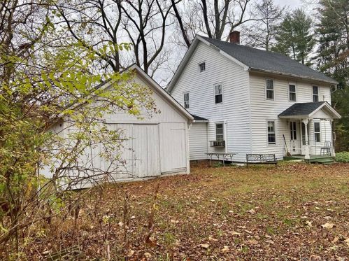 22 Waller Rd, Gaylordsville, CT 06755-1210