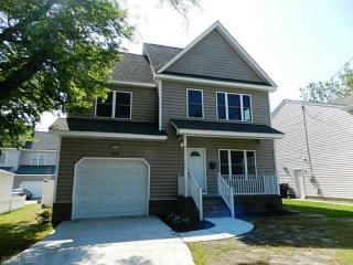 9608 Grove Ave, Norfolk, VA 23503-2415