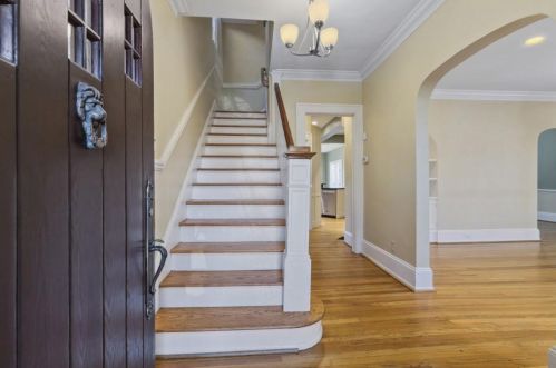 2755 Hills Dr, Atlanta GA  30305-3439 exterior