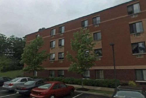 555 Coles Mill Rd, Haddonfield NJ  08033-1079 exterior