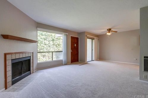 691 Ascot Dr, Vista CA 92083-4207 exterior