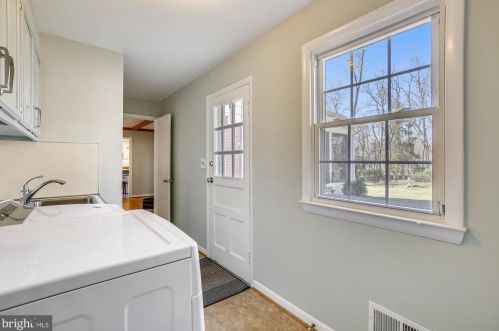 12704 Hammonton Rd, Silver Spring MD 20904-3563 exterior