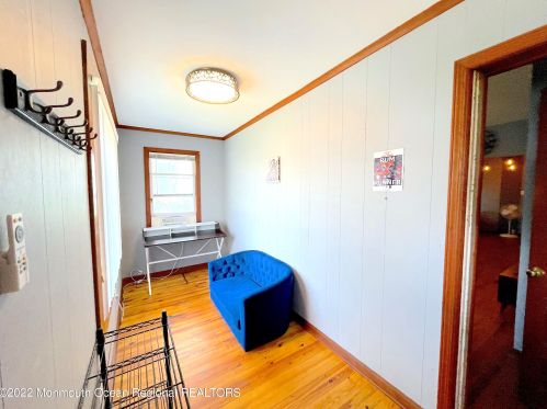 135 Oakland St, Tinton Falls NJ  07701-1145 exterior