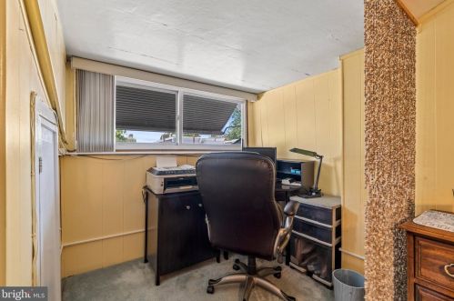 6729 Jackson St, Philadelphia PA  19135-2210 exterior