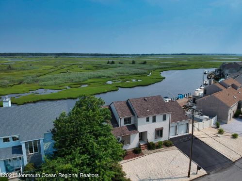 1024 Montauk Dr, Lacey, NJ 08731-2007