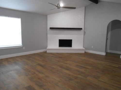 3317 Appomattox Dr, Fort Worth, TX 76140-2507