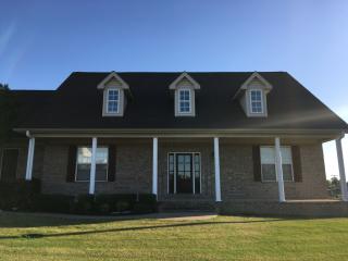 655 Williamsburg Dr, Crosstown, TN 38004-7882