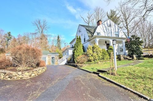 426 Tranquility Rd, Waterbury, CT 06762-1303