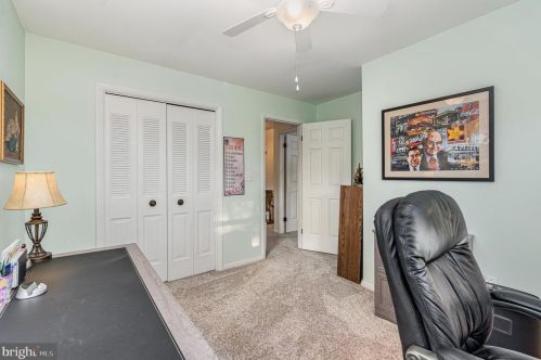 904 Pheasant Dr, Carlisle PA 17013-1255 exterior