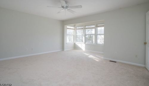 53 Saxton Dr, Hackettstown NJ  07840-1742 exterior