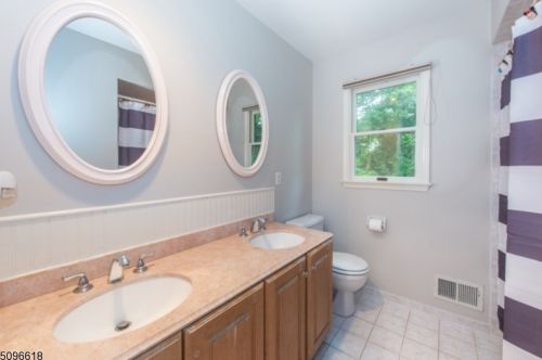 30 Marjaleen Dr, Dover NJ  07869-3496 exterior