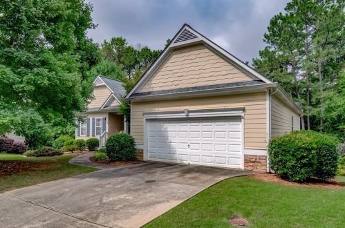512 Windy Sky Blf, Holly Springs, GA 30114-5141