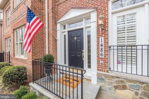 1486 Evans Farm Dr, Mc Lean, VA 22101-5653
