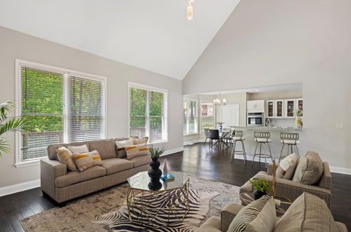 3345 Hagger Way, Atlanta GA  30344-5674 exterior