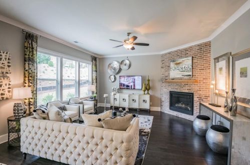 4215 Carver Dr, Atlanta GA  30360-2546 exterior