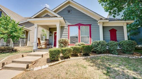 1241 Kingston Pl, Aubrey, TX 76227-7575
