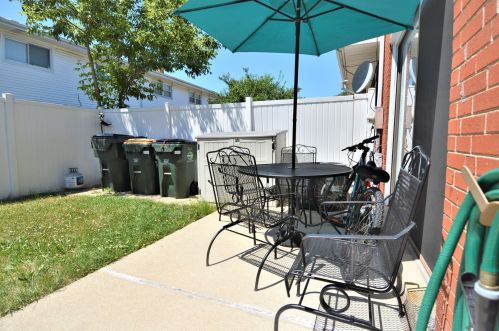 7769 Nordica Ave, Niles IL  60714-3311 exterior