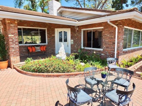 4 Martingale Dr, Palos Verdes Estates, CA 90275-5249