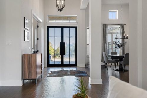 1107 Crestone Stream Dr, Austin TX  78738 exterior