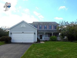 2221 Candlewood Dr, Plainfield, IL 60586-7231