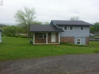 198 Standifer Cir, Dunlap, TN 37327-3502