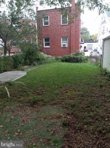 1242 Cottman Ave, Philadelphia, PA 19111-3650