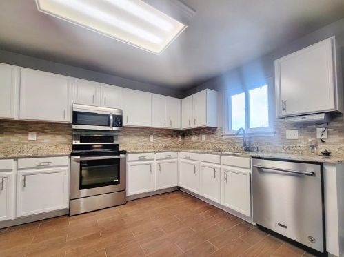110 Hays Forest Cv, Webberville TX  78621-5823 exterior