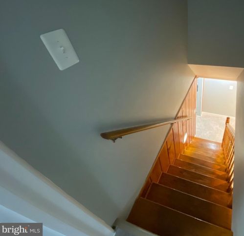 7804 Lockney Ave, Silver Spring MD 20912-7304 exterior