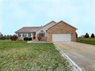 1377 County Road 2545, Ogden, IL 61859-9787