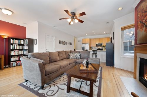 4118 Kenmore Ave, Chicago, IL 60613-5444