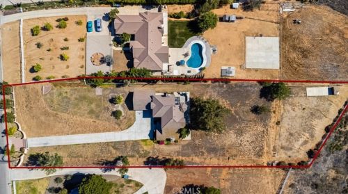 8079 Golden Star Ave, Riverside CA  92506-5710 exterior