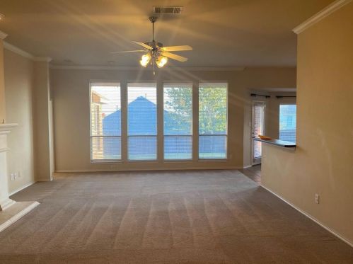 10224 Red Bluff Ln, Fort Worth TX  76177-7352 exterior