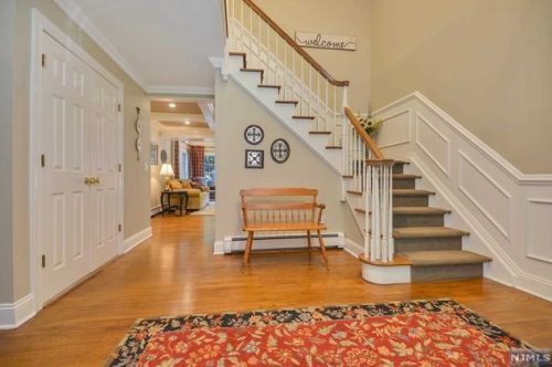 701 Ramapo Valley Rd, Mahwah, NJ 07430-2403