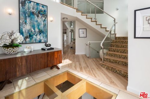509 21st Pl, Santa Monica, CA 90402-3047