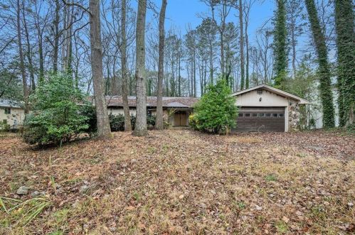 1329 Hidden Hills Pkwy, Stone Mountain, GA 30088-3118