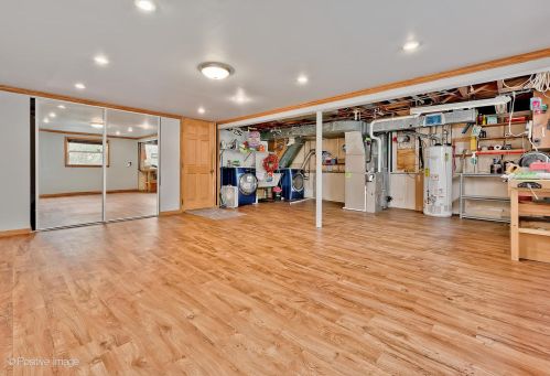 9856 Huber Ln, Niles IL  60714-1015 exterior