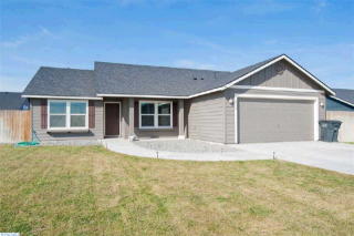 6218 Ochoco Ln, Pasco, WA 99301-8032