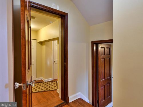 621 Greenbrier Dr, Silver Spring MD 20910-4230 exterior