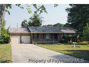 902 Fremont Cir, Fayetteville, NC 28311-2001